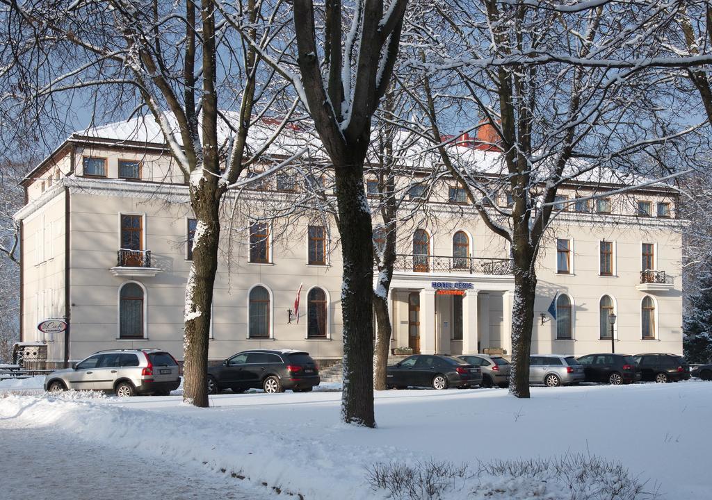 Hotel Cesis Exterior photo